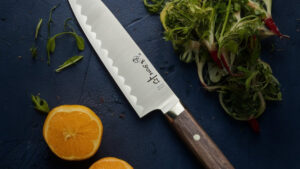 Read more about the article How to Choose a Chef Knife: Essential Tips for Culinary Mastery