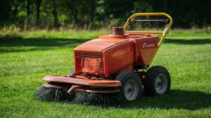 Read more about the article Lawn Sweeper Purchase Guide: Find the Perfect One for Your Needs