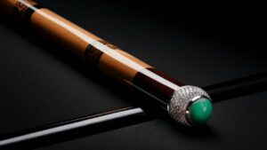 Read more about the article How to Choose a Pool Cue: Your Ultimate Guide