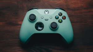 Read more about the article What Do Paddles Do on Xbox Controllers: Unleash Gaming Edge