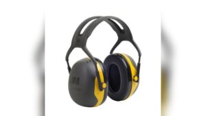 Read more about the article Best Ear Protection for Leaf Blower: Top Noise-Reducing Earmuffs Reviewed