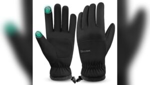 Read more about the article Best Gloves for Shoveling Snow: Top Picks for Warmth and Durability