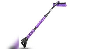 Read more about the article Best Small SUV for Snow: Top Tools to Keep Your Windshield Clear